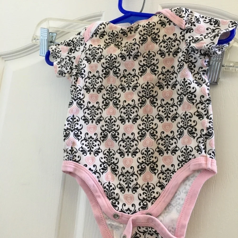 FINAL MARKDOWN Little girls best beginnings onesie 6 months